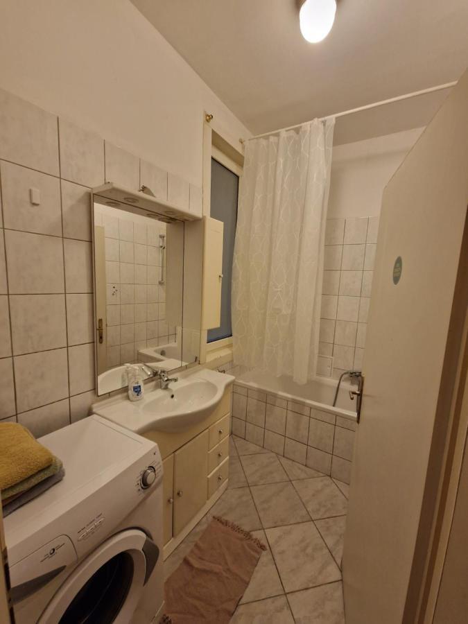 Museum Quartier Apartment Wina Bagian luar foto